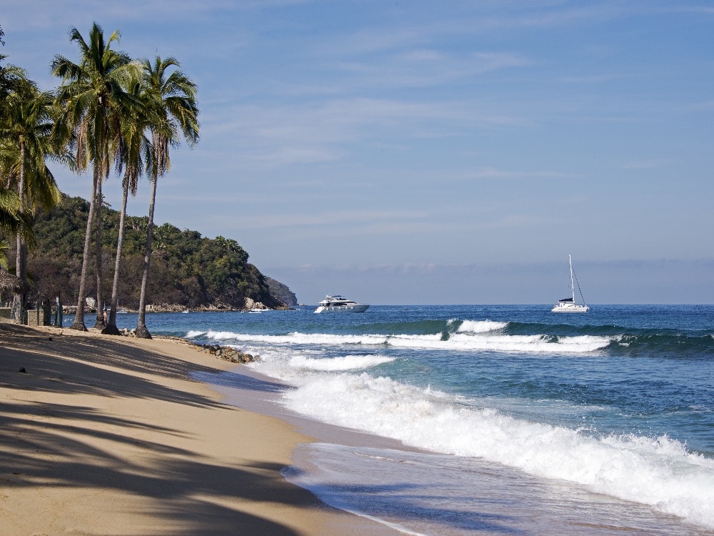 Quimixto Beach