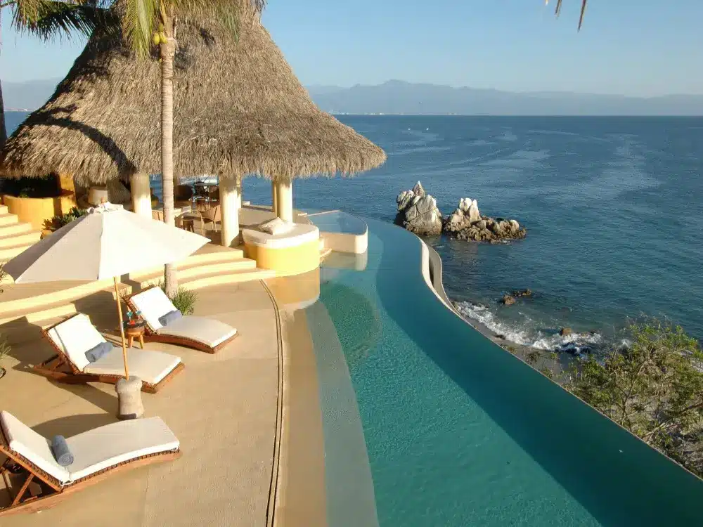 Guide to Pacific Coast Mexico featuring Punta Mita