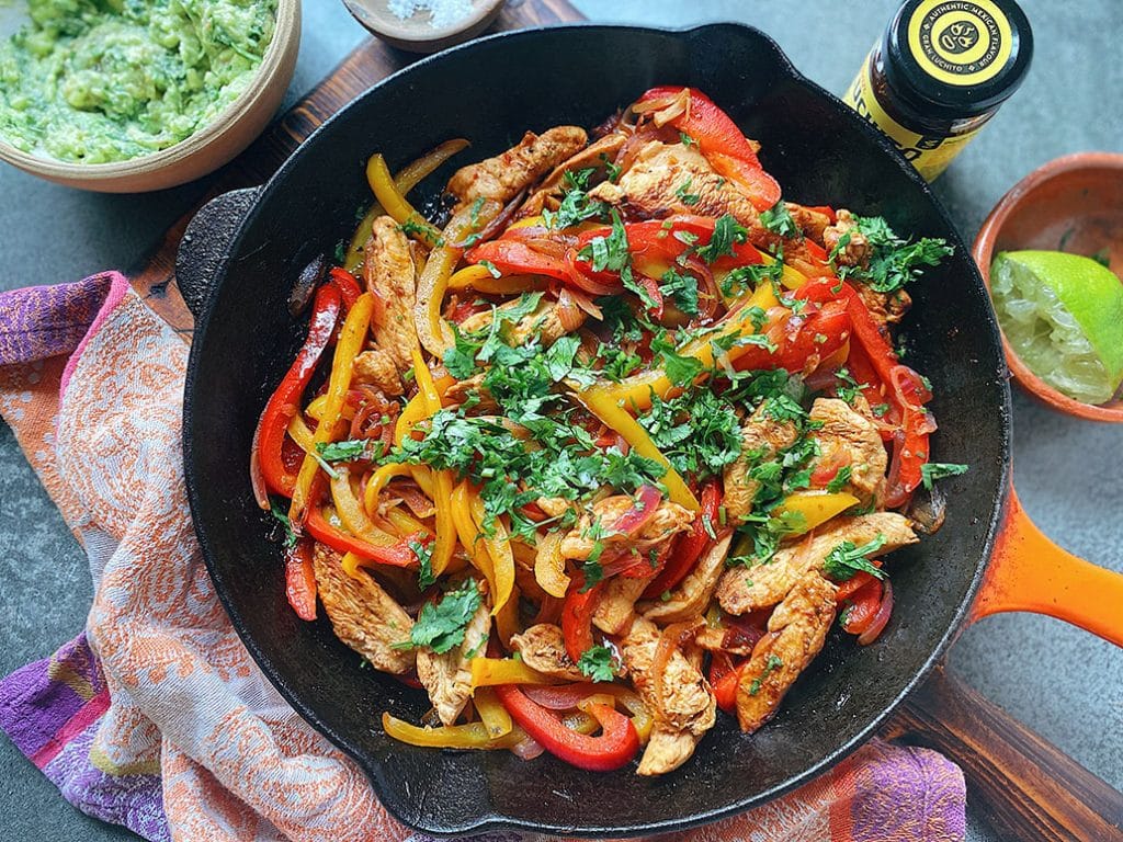 What To Serve With Nachos - chicken fajitas