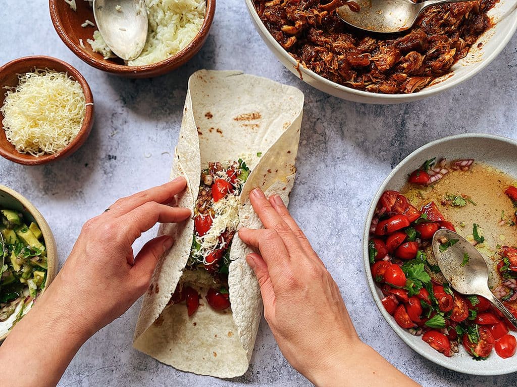 How To Make Burritos - What To Serve With Nachos