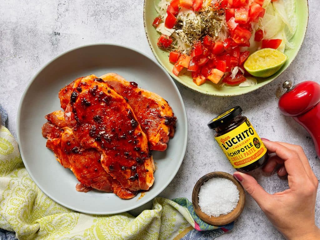 Spicy Chipotle Pork Tacos preparation step